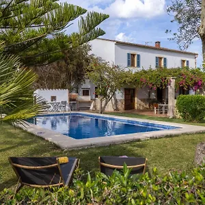 villa-almadrava-puerto-pollensa-llenaire.allmallorcahotels.com/