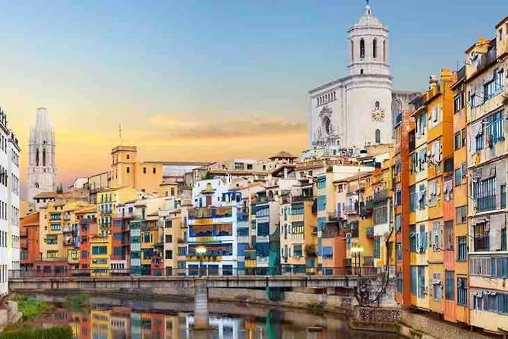 The Riverside Lodge Cozy And Spacious Apartment Girona 0*,  Spain