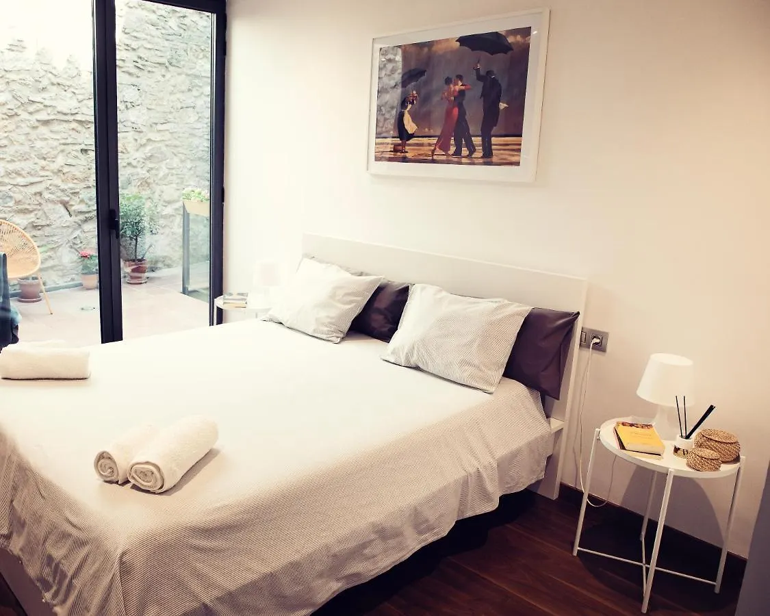 The Riverside Lodge Cozy And Spacious Apartment Girona