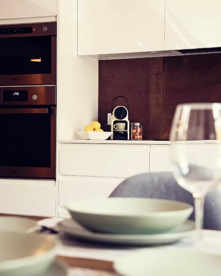The Riverside Lodge Cozy And Spacious Apartment Girona